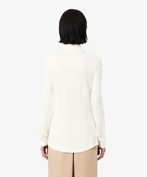 LACOSTE(ラコステ)の「グロッシー鹿の子地ロングスリーブ スリムフィットシャツ(シャツ/ブラウス・レディース・オフホワイト・38/36)」の5枚目の写真