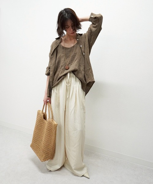 gossara（ゴサラ）の「【大人のこなれ感】キャミ付きリネンタッチシャツ（シャツ/ブラウス・レディース・ベージュ/ホワイト/ブラウン・FREE）」の13枚目の写真