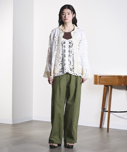 ROSE BUD(ローズバッド)の「(mag.by c)BATTEN LACE SHIRT(シャツ/ブラウス・レディース・ホワイト/レッド・ONE SIZE)」の6枚目の写真