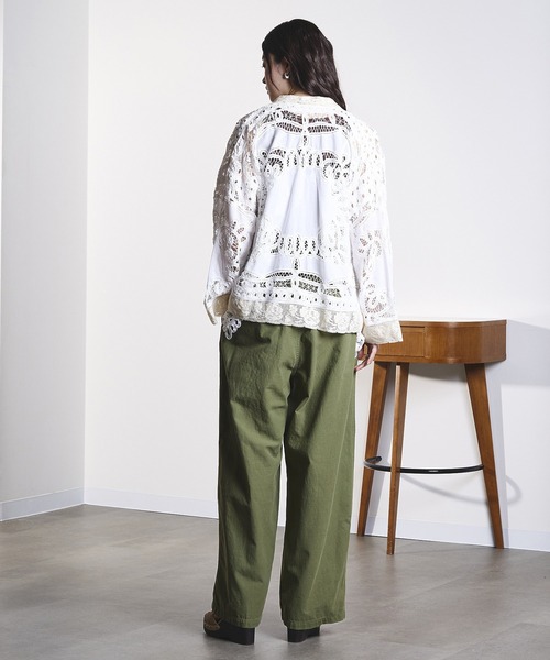 ROSE BUD(ローズバッド)の「(mag.by c)BATTEN LACE SHIRT(シャツ/ブラウス・レディース・ホワイト/レッド・ONE SIZE)」の8枚目の写真