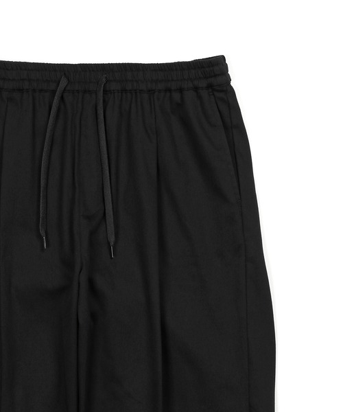 The DUFFER of ST.GEORGE(ザダファーオブセントジョージ)の「「GUM STRETCH CSF」COOL TOUCH EASY BAGGY PANTS:超伸縮「ガムストレッチ」接触冷感 イージーバギーパンツ(その他パンツ・メンズ・ブラック/ホワイト/ライトグレー・MEDIUM/SMALL/X-LARGE/LARGE)」の11枚目の写真