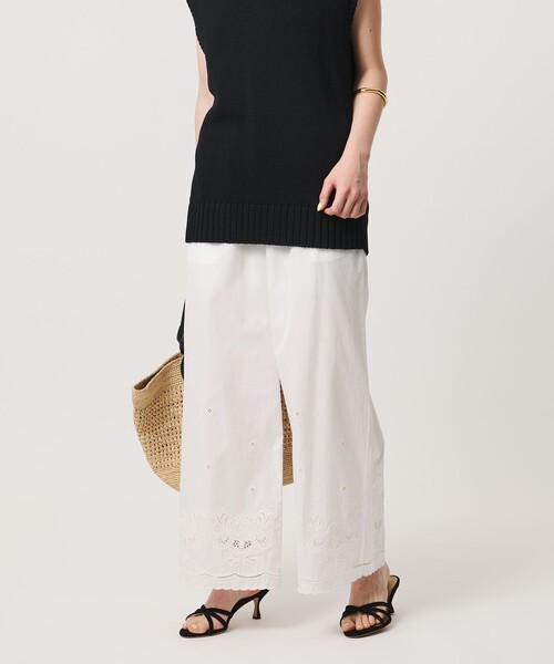 UNITED ARROWS(ユナイテッドアローズ)の「カットワーク パンツ(その他パンツ・レディース・ネイビー/オフホワイト・36/38)」の1枚目の写真