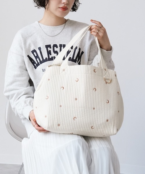 atRise(アットライズ)の「ヌビトートバッグ(L) / R0461(トートバッグ・レディース・スミクロ/グレー系その他/アイボリー系/ベージュ系その他/オートミール/ライトベージュ・ONE SIZE)」の6枚目の写真