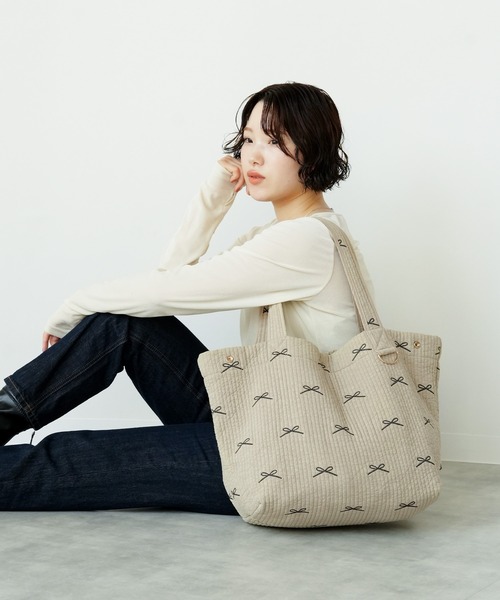 atRise(アットライズ)の「ヌビトートバッグ(L) / R0461(トートバッグ・レディース・スミクロ/グレー系その他/アイボリー系/ベージュ系その他/オートミール/ライトベージュ・ONE SIZE)」の19枚目の写真