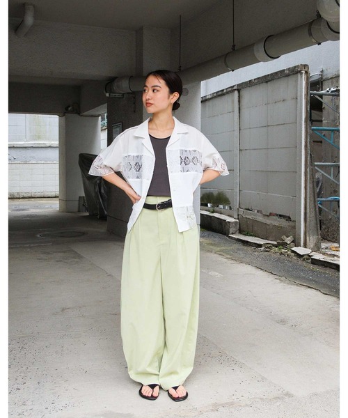 CITEN(シテン)の「<CITEN>エアリーバレルパンツ ―吸水速乾・防シワ―(スラックス・レディース・クリーム/ダークブラウン/ライム・S/M)」の1枚目の写真