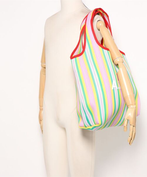 A.P.C.（アーペーセー）の「TOTE NINON（トートバッグ・メンズ・ピンク・ONESIZE）」の4枚目の写真