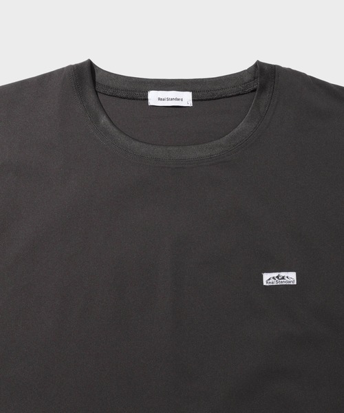 Mac-House(マックハウス)の「REALSTANDARD パッカブル 半袖Tシャツ ×ショートパンツ× 巾着 3点セットアップ(セットアップ・メンズ・カーキ/グレー/ブラック・XL/L/M)」の5枚目の写真