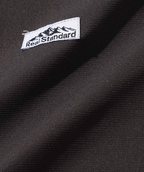 Mac-House(マックハウス)の「REALSTANDARD パッカブル 半袖Tシャツ ×ショートパンツ× 巾着 3点セットアップ(セットアップ・メンズ・カーキ/グレー/ブラック・XL/L/M)」の8枚目の写真