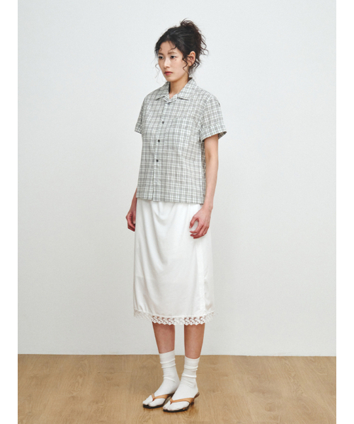 PLZPROJECT(プリーズプロジェクト)の「LACE MIDI SKIRT, WHITE(スカート・レディース・ホワイト・FREE)」の3枚目の写真
