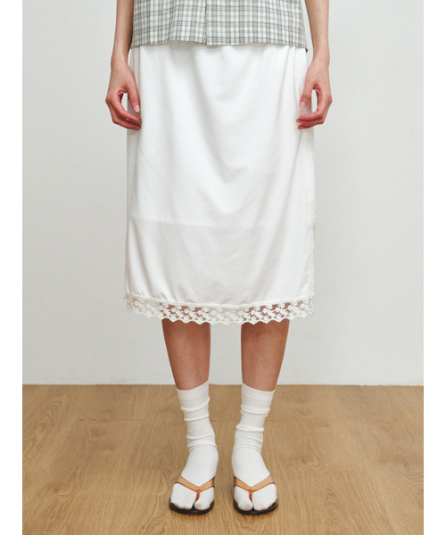PLZPROJECT(プリーズプロジェクト)の「LACE MIDI SKIRT, WHITE(スカート・レディース・ホワイト・FREE)」の5枚目の写真