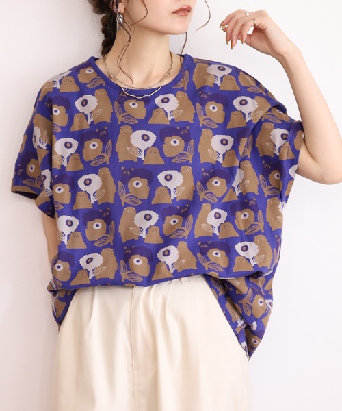 Emago(イマゴ)の「EMAGO ねこプリントドルマンT(Tシャツ/カットソー・レディース・ネイビー/イエロー/ブラック/ホワイト・FREE)」の3枚目の写真