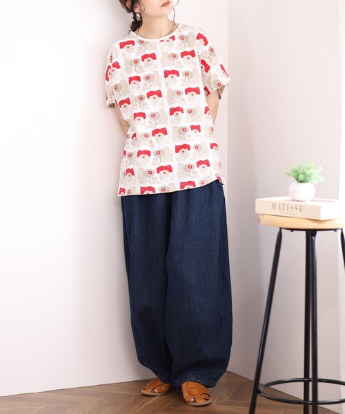 Emago(イマゴ)の「EMAGO ねこプリントドルマンT(Tシャツ/カットソー・レディース・ネイビー/イエロー/ブラック/ホワイト・FREE)」の14枚目の写真