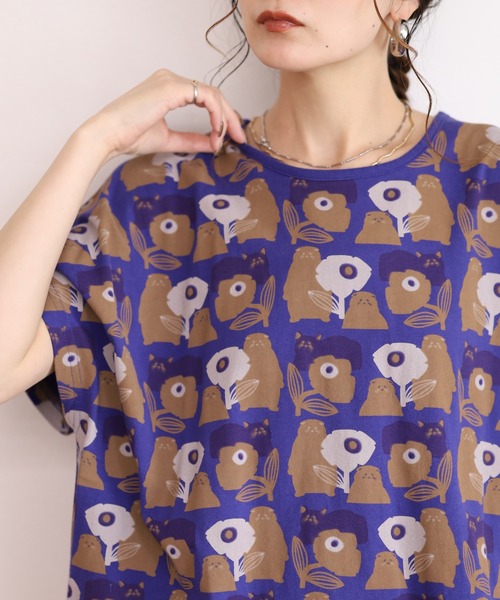 Emago(イマゴ)の「EMAGO ねこプリントドルマンT(Tシャツ/カットソー・レディース・ネイビー/イエロー/ブラック/ホワイト・FREE)」の5枚目の写真