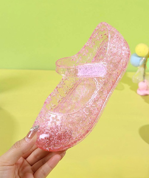aimoha（アイモハ）の「【aimoha-KIDS-】グリッタークリアサンダル (SS)（サンダル・キッズ・ホワイト/ピンク・15.0cm/15.5cm/16.0cm/17.0cm）」の5枚目の写真