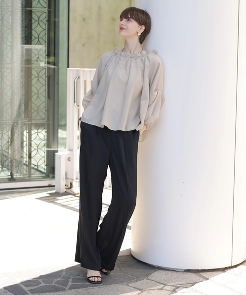 CADUNE(カデュネ)の「サテンパンツ(その他パンツ・レディース・モカ/ブラック・38/36/34)」の11枚目の写真
