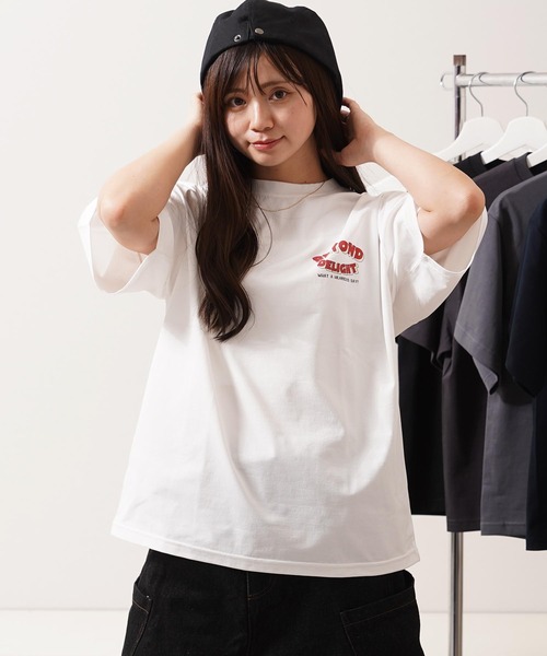 1111clothing(ワンフォークロージング)の「バックサガラ刺繍 プリント Tシャツ / Back-to-Back Embroidered Print T-Shirt(Tシャツ/カットソー・メンズ・ホワイト系3/ネイビー/ライトピンク/ターコイズブルー/ホワイト系1/ホワイト系2・M/L)」の7枚目の写真