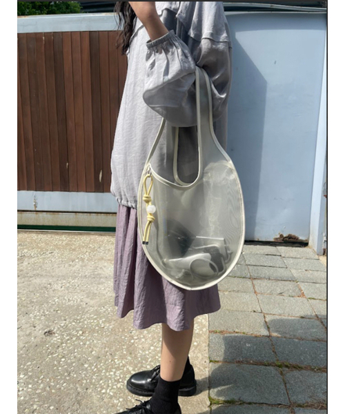 ACOC(アコック)の「Nest Mesh Shoulder Bag_Ivory(ショルダーバッグ・レディース・その他・FREE)」の2枚目の写真
