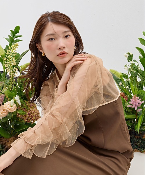 Kana(カナ)の「ボリュームラッフルフリルショートボレロ パーティー 結婚式 お呼ばれ オケージョン(カーディガン/ボレロ・レディース・ブラック/ライトグレー/ベージュ・M)」の22枚目の写真