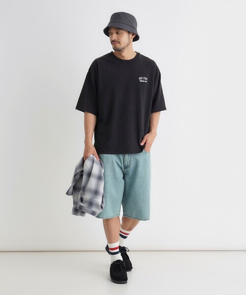 Refurbish(リファービッシュ)の「刺繍フェードTシャツ(Tシャツ/カットソー・メンズ・レッド系2/ブルー系5/ブラック系・06/04/05/03)」の18枚目の写真