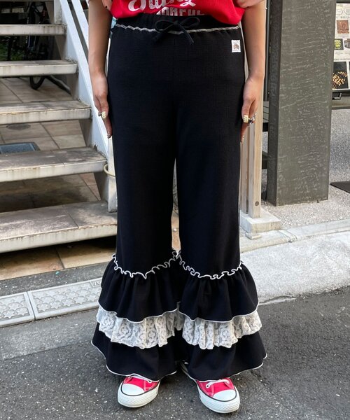 HELLO.SANFRANCISCO(ハローサンフランシスコ)の「【HELLO.SANFRANCISCO/ハローサンフランシスコ】レースフリルワッフルパンツ(その他パンツ・レディース・ブルー/ブラック・MEDIUM/SMALL)」の9枚目の写真