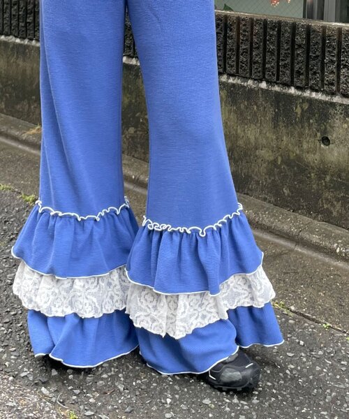HELLO.SANFRANCISCO(ハローサンフランシスコ)の「【HELLO.SANFRANCISCO/ハローサンフランシスコ】レースフリルワッフルパンツ(その他パンツ・レディース・ブルー/ブラック・MEDIUM/SMALL)」の16枚目の写真