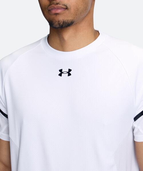 UNDER ARMOUR（アンダーアーマー）の「UAアーマードライ ショートスリーブ Tシャツ（トレーニング/メンズ）（Tシャツ/カットソー・メンズ・ホワイト・M/S/L/2XL/XL）」の4枚目の写真