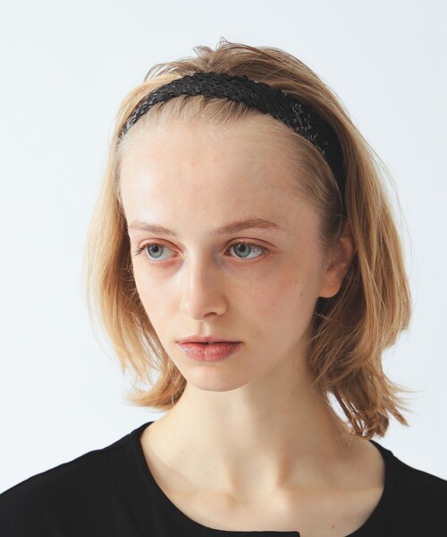 Ray BEAMS(レイビームス)の「スパンコール ヘアバンド(その他ヘアアクセサリー・レディース・ホワイト/ブラック・ONE SIZE)」の3枚目の写真