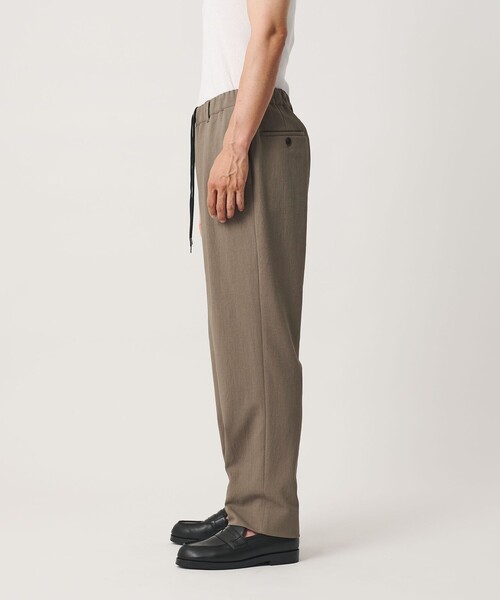BEAUTY&YOUTH UNITED ARROWS(ビューティーアンドユースユナイテッドアローズ)の「KOMATSU ドビー イージー テーパード パンツ NO.9 ストレッチ 吸水速乾 セットアップ対応(その他パンツ・メンズ・ブラック/ベージュ・M/L/S/XL)」の13枚目の写真