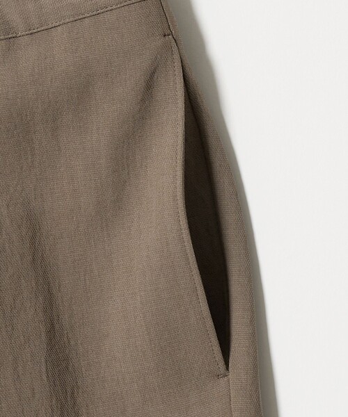 BEAUTY&YOUTH UNITED ARROWS(ビューティーアンドユースユナイテッドアローズ)の「KOMATSU ドビー イージー テーパード パンツ NO.9 ストレッチ 吸水速乾 セットアップ対応(その他パンツ・メンズ・ブラック/ベージュ・M/L/S/XL)」の18枚目の写真