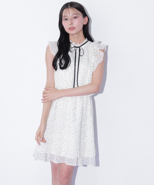 JILL by JILL STUART(ジルバイジルスチュアート)の「ドットプリーツミニワンピース(ワンピース・レディース・ブラック系その他/ホワイト系その他・FREE)」の12枚目の写真