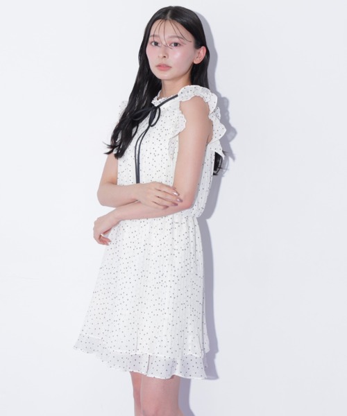 JILL by JILL STUART(ジルバイジルスチュアート)の「ドットプリーツミニワンピース(ワンピース・レディース・ブラック系その他/ホワイト系その他・FREE)」の13枚目の写真