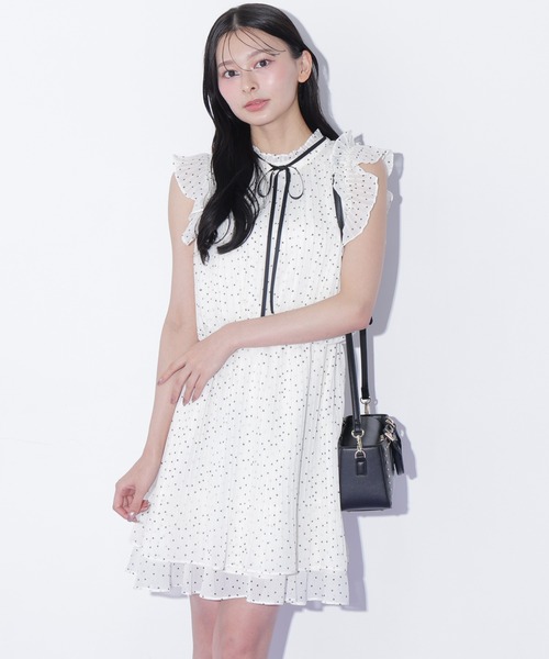 JILL by JILL STUART(ジルバイジルスチュアート)の「ドットプリーツミニワンピース(ワンピース・レディース・ブラック系その他/ホワイト系その他・FREE)」の3枚目の写真