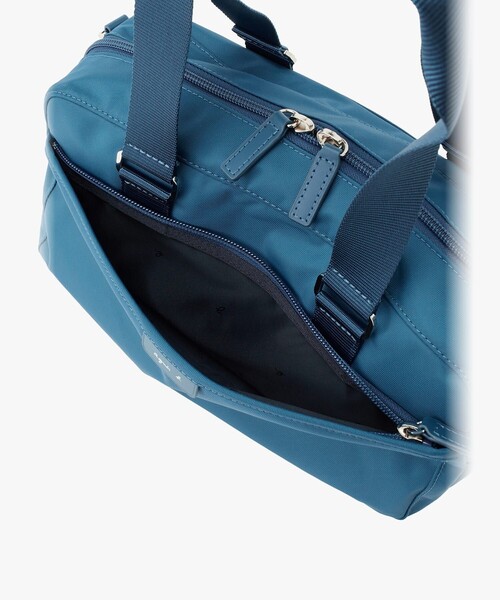agnes b.（アニエスベー）の「ナイロン 2way スモール ボストンバッグ "My bag" RAT01-12（ボストンバッグ・レディース・グリーン・FREE）」の5枚目の写真