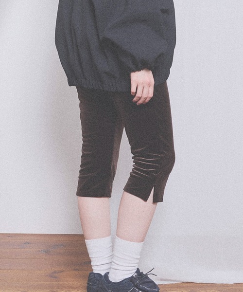 fig London(フィグロンドン)の「Lady velour capri pants(その他パンツ・レディース・ブラック/ダークブラウン・FREE)」の12枚目の写真