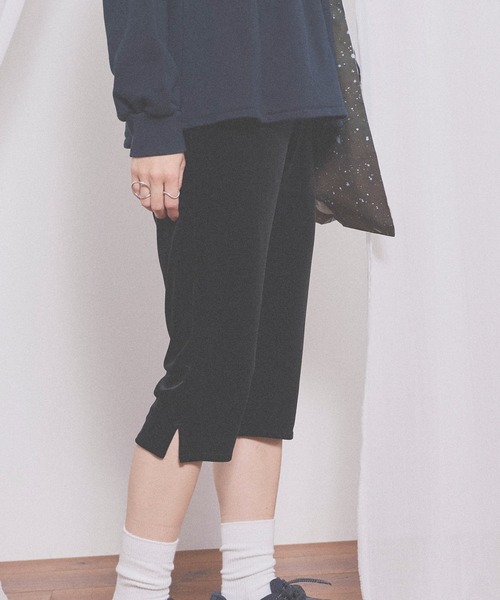 fig London(フィグロンドン)の「Lady velour capri pants(その他パンツ・レディース・ブラック/ダークブラウン・FREE)」の6枚目の写真