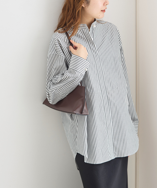 journal standard L'essage(ジャーナルスタンダードレサージュ)の「パールボタンドレスシャツ(シャツ/ブラウス・レディース・ブラック系その他/ホワイト系その他・FREE)」の1枚目の写真