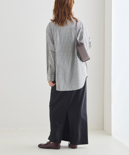 journal standard L'essage(ジャーナルスタンダードレサージュ)の「パールボタンドレスシャツ(シャツ/ブラウス・レディース・ブラック系その他/ホワイト系その他・FREE)」の3枚目の写真