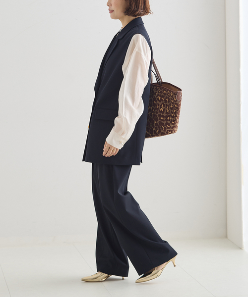 journal standard L'essage(ジャーナルスタンダードレサージュ)の「パールボタンドレスシャツ(シャツ/ブラウス・レディース・ブラック系その他/ホワイト系その他・FREE)」の9枚目の写真
