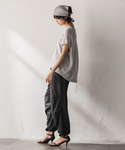 MAYSON GREY(メイソングレイ)の「【WEB限定】タックパラシュートパンツ(その他パンツ・レディース・チャコールグレー/ブラック・M)」の16枚目の写真