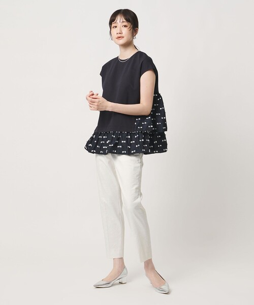 UNITED ARROWS(ユナイテッドアローズ)の「シャイニー スリム パンツ OFF WHITE ‐ストレッチ ウォッシャブル‐(スラックス・レディース・オフホワイト・34/42/32/36/38/40)」の4枚目の写真