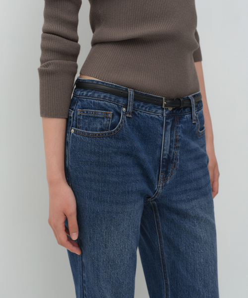MUSINSA STANDARD WOMAN（ムシンサスタンダードウーマン）の「ウィメンズエッセンシャルブーツカットデニムパンツ[ミディアムインディゴ]（デニムパンツ・レディース・その他・30/24/25/26/27/28/29）」の4枚目の写真