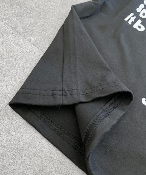 SHEPP(シープ)の「【26年秋冬新作】ワンショル グランジデザイン ロゴ タイト 長袖Tシャツ(Tシャツ/カットソー・レディース・ホワイト/ブラック・M/L)」の13枚目の写真