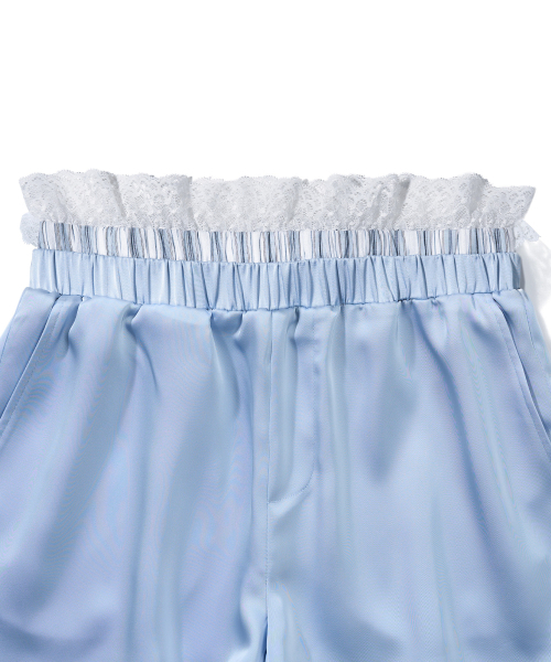 YOUHEE(ユヒ)の「LACE LAYERED SHORTS_LIGHT BLUE(その他パンツ・レディース・その他・FREE)」の4枚目の写真