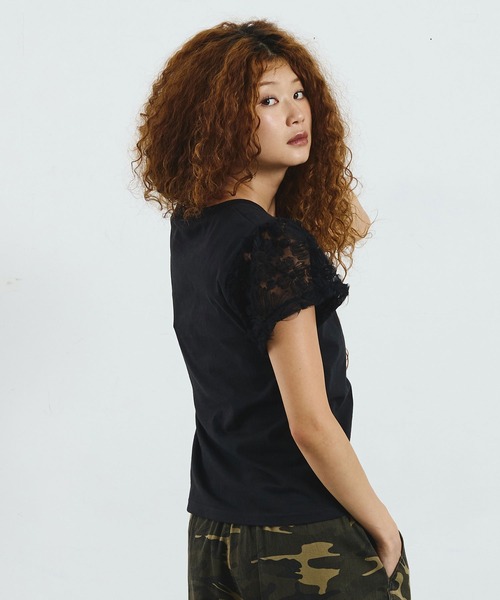 ROSE BUD(ローズバッド)の「OKIRAKU×ROSEBUD/LACE SLEEVE GRAPHIC TOP(Tシャツ/カットソー・レディース・ブラック/オートミール・ONE SIZE)」の13枚目の写真