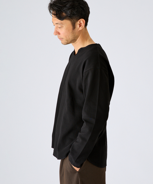 EDIFICE(エディフィス)の「スパン フライス キーネック ロング Tシャツ(Tシャツ/カットソー・メンズ・チャコールグレー/ホワイト/ブラック・LARGE/MEDIUM)」の8枚目の写真