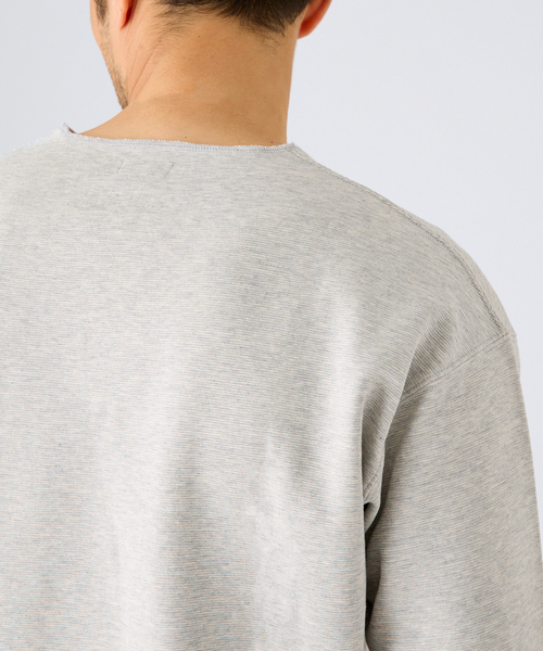 EDIFICE(エディフィス)の「スパン フライス キーネック ロング Tシャツ(Tシャツ/カットソー・メンズ・チャコールグレー/ホワイト/ブラック・LARGE/MEDIUM)」の19枚目の写真