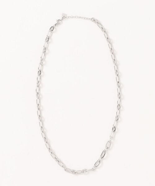 Now me. by NYLON JAPAN(ナウミーバイナイロンジャパン)の「【NEI/NOR】オーバルチェーンネックレス(ネックレス・レディース・シルバー/ゴールド・FREE)」の1枚目の写真
