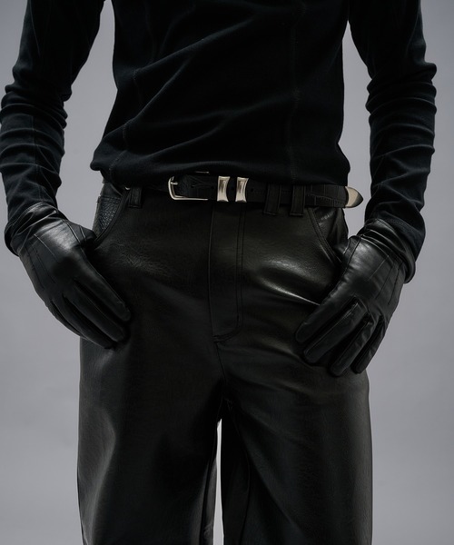 ANDER HUNK（アンダーハンク）の「Faux Leather Wide Straight Pants / フェイクレザーワイドストレート パンツ（その他パンツ・メンズ・ブラック/ブラック系・LARGE/MEDIUM/SMALL）」の15枚目の写真