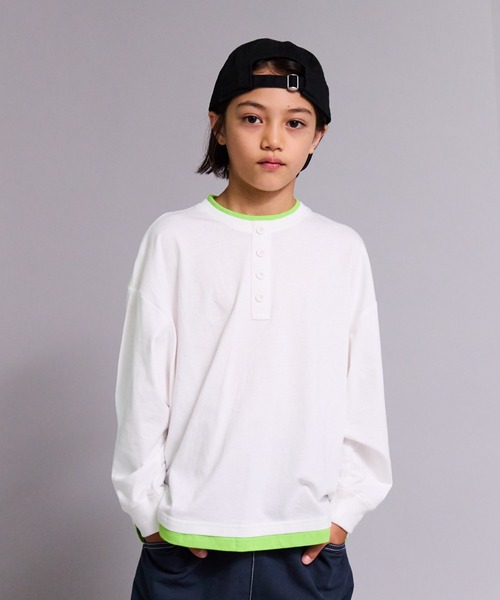 PAIRMANON STREET(ペアマノンストリート)の「【90-160cm】【綿100%】レイヤード 長袖 Tシャツ【PAIRMANON STREET】(Tシャツ/カットソー・キッズ・ライトグレー/ブラック/ホワイト/チャコールグレー・140/90/160/150/100/110/120/130)」の2枚目の写真