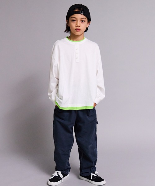 PAIRMANON STREET(ペアマノンストリート)の「【90-160cm】【綿100%】レイヤード 長袖 Tシャツ【PAIRMANON STREET】(Tシャツ/カットソー・キッズ・ライトグレー/ブラック/ホワイト/チャコールグレー・140/90/160/150/100/110/120/130)」の7枚目の写真